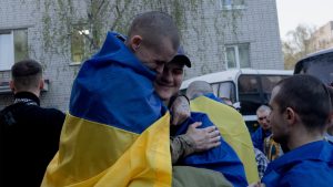 Conflito Explosivo: Rússia e Ucrânia Realizam Troca de Prisioneiros em Plena ‘Trégua’!