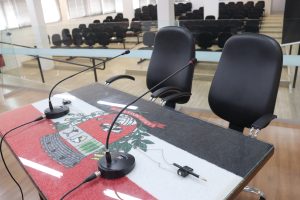 Presidente Prudente: Câmara Surpreende e Aprova 7 Projetos Bombásticos em Sessão Caótica!