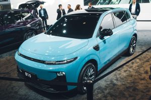 Desafio Sobrenatural: Leapmotor Lança Rivais Imbatíveis para VW Golf e Renault 5, e um SUV Pequeno que Vai Explodir o Mercado!