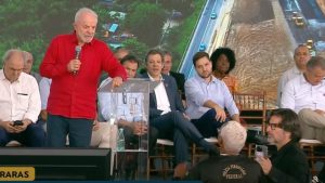 Urgente: Policial Desafia Lula e Cobra Promessa de 2009 em Cena Explosiva!