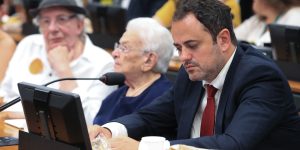 Fim da Linha: Glauber Braga à Beira da Cassação e Escândalos Explosivos!