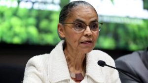 Marina Silva desmaia em Brasília: Crise política ou alerta de emergência?