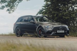 Prepare-se: O Incrível PHEV Six da Mercedes-AMG C63 Chegou para Revolucionar a Velocidade!