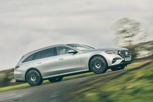 Mercedes Classe E 2025: Descubra o Choque de Preço e Poder que Vai Abalar os Fanáticos por Carros!
