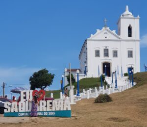 Saquarema em Alerta: Desfiles Cívicos Marcam Aniversário em Meio a Crise!