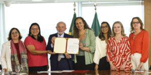 Lula Enquanto o Povo Clama: Novas Leis de Proteção às Mulheres ou Apenas Jogo Político?