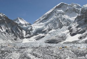 Alerta Máximo: Neve Himalaia no Ponto Mais Crítico em 23 Anos! 2 Bilhões em Risco!