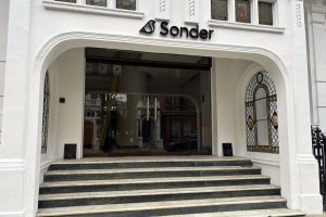 Destruição à Vista: Sonder Fura o Mercado com Cortes de US$ 50 Milhões antes da Revolução Marriott!