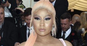 Nicki Minaj Em Pânico: Polícia Invade Sua Casa em Los Angeles! Swatting ou Armadilha Politiqueira?