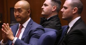 Escândalo em Torrance: Policiais Ligados a Grafite Nazista em Acordo Chocante!