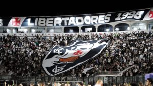Vasco Revela Censo Cruzmaltino: Torcida em Chamas ou Dividida?!