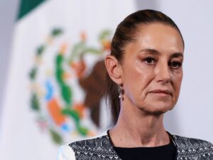 Choque Total: Sheinbaum Recusa Oferta Bombástica de Trump para Enviar Tropas ao México!